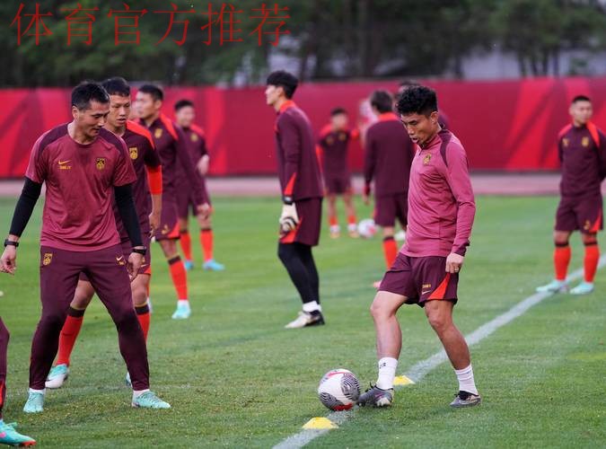 国足集训考察队员瞄准年轻化 国足集训考察队员瞄准年轻化